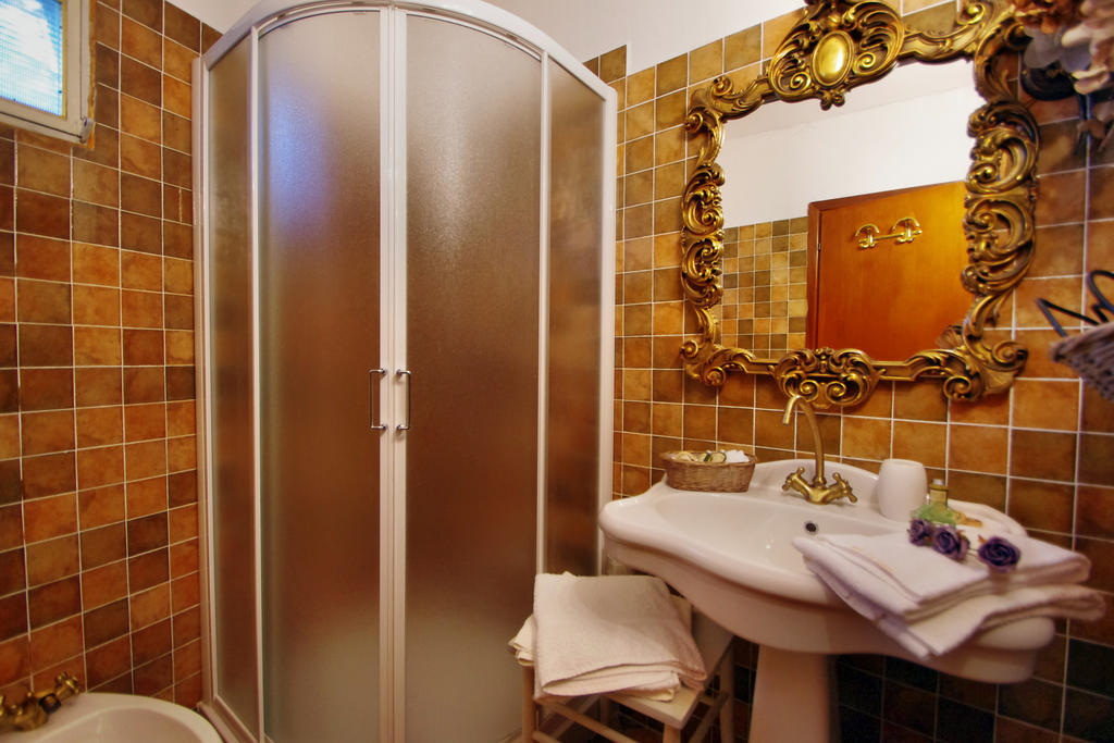 Ca' Datu Finale Ligure Room photo